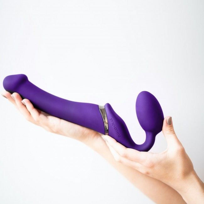 Безремінний страпон з вібрацією strap on me vibrating violet m, діаметр 3,8 см, пульт ДК, регульований Безремінний страпон з вібрацією strap on me vibrating violet m, діаметр 3,8 см, пульт ДК, регульований